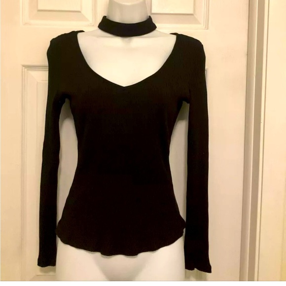 Banjul Junior Black Top Size Small - Picture 1 of 8